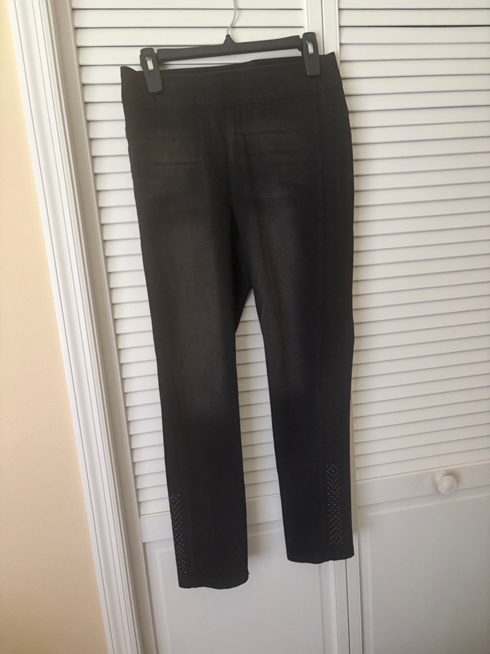 NYGARD 4-Way Stretch! MM 10/12, Ankle length!  4” elastic waistband! Luxe Denim!